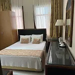Hotel Loost Town