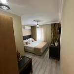 Loost Town Отель 3*