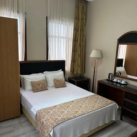 Loost Town Hotel